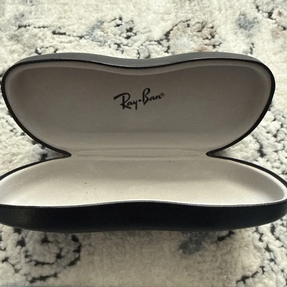 Ray-Ban Black Hard Case for Glasses/Sunglasses with Cloth Bag